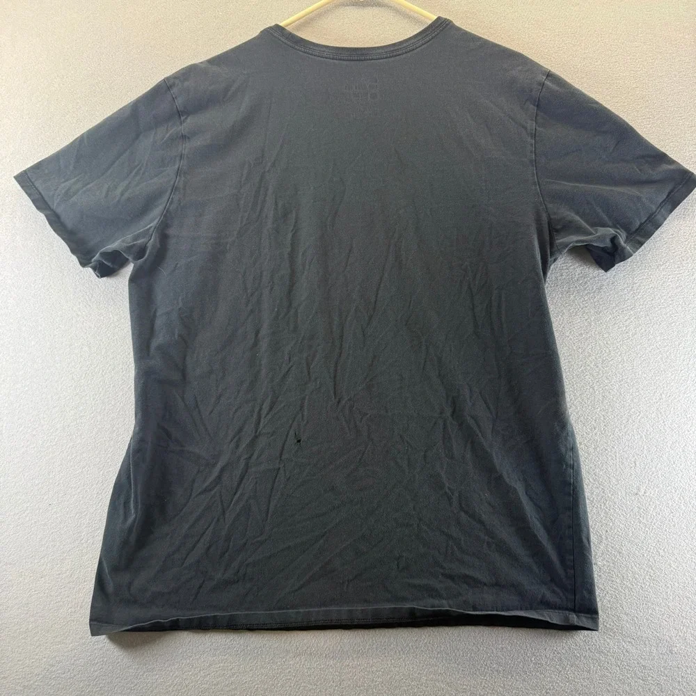 Nike Mens Athletic Cut T-Shirt Black Red Swoosh Graphic Tee XL Short Sleeve